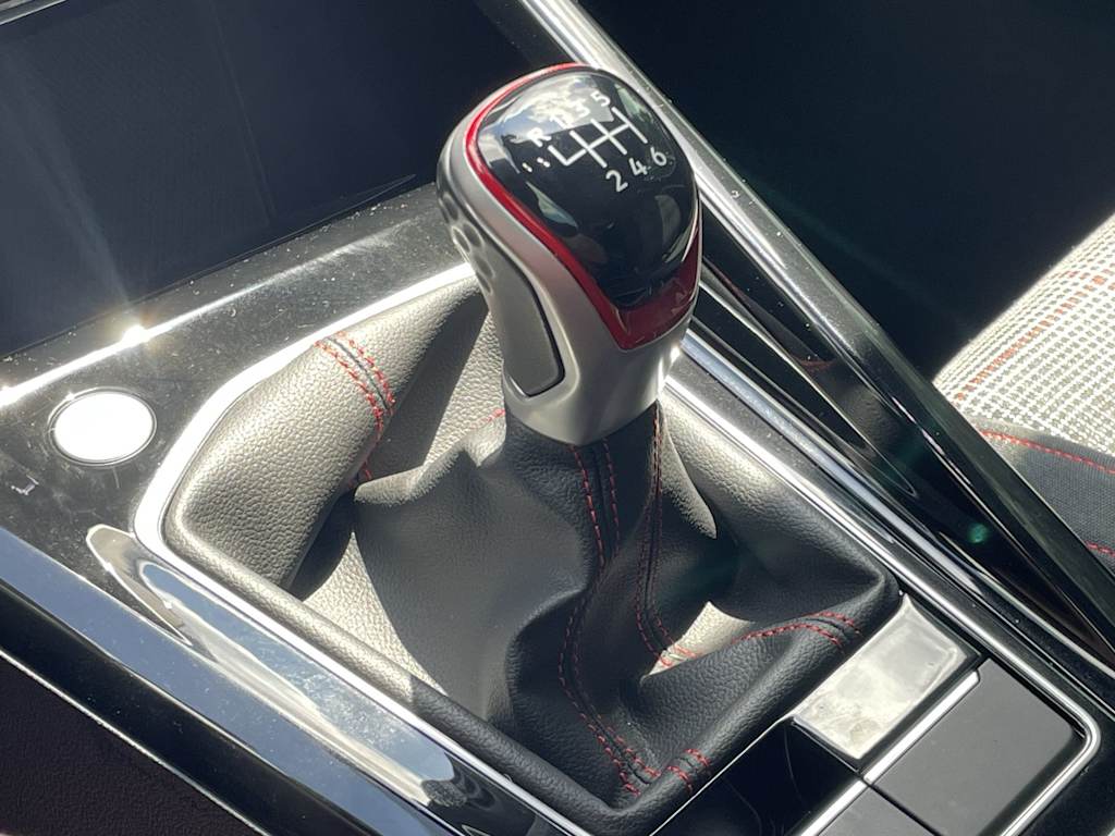 Thumbnail: 2024 Volkswagen Golf - 12