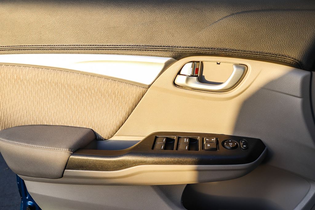 Thumbnail: 2014 Honda Civic - 16