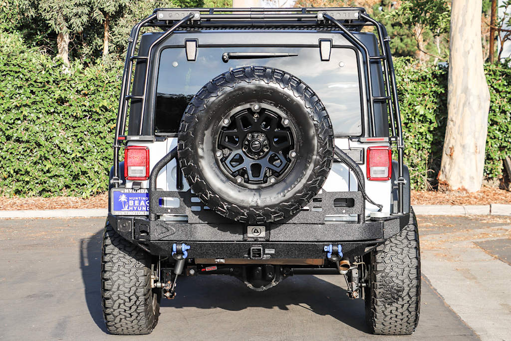 Thumbnail: 2015 Jeep Wrangler - 6