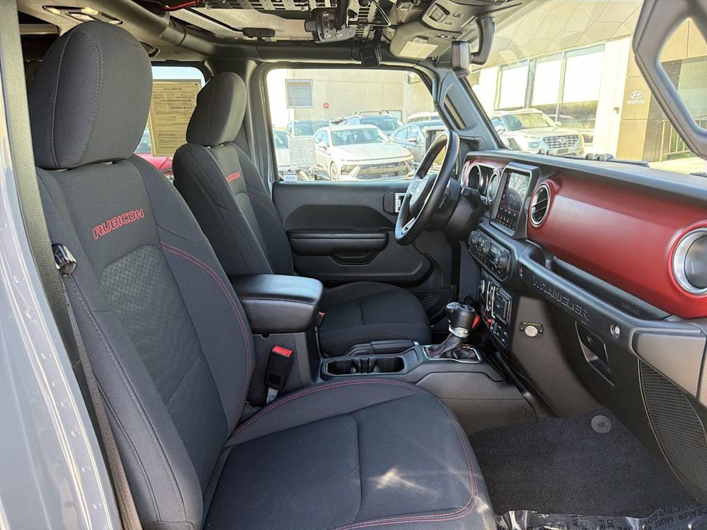 Thumbnail: 2021 Jeep Wrangler - 36