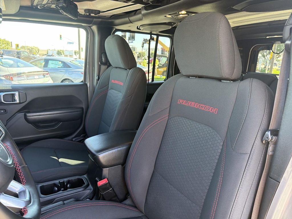 Thumbnail: 2021 Jeep Wrangler - 11