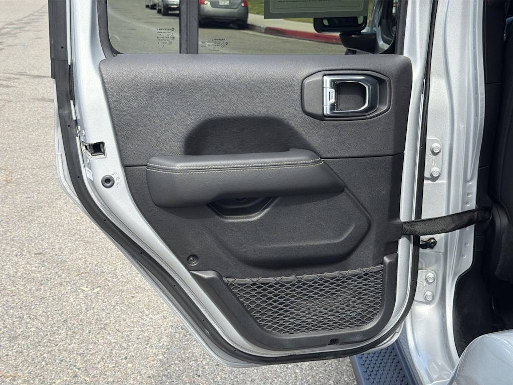 Thumbnail: 2023 Jeep Wrangler - 29