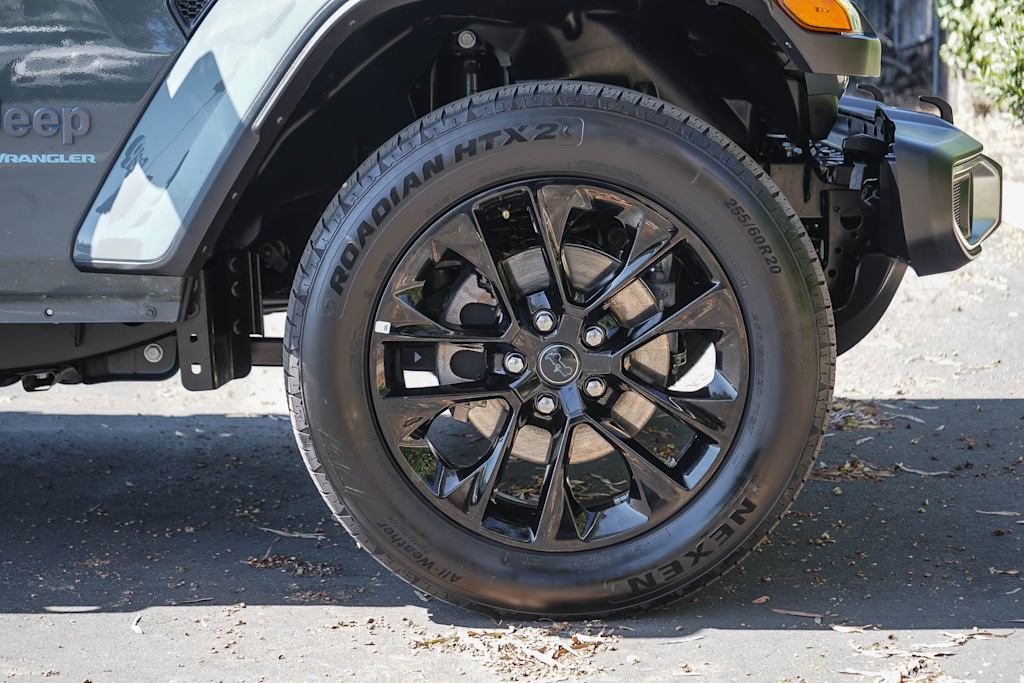 Thumbnail: 2025 Jeep Wrangler - 20