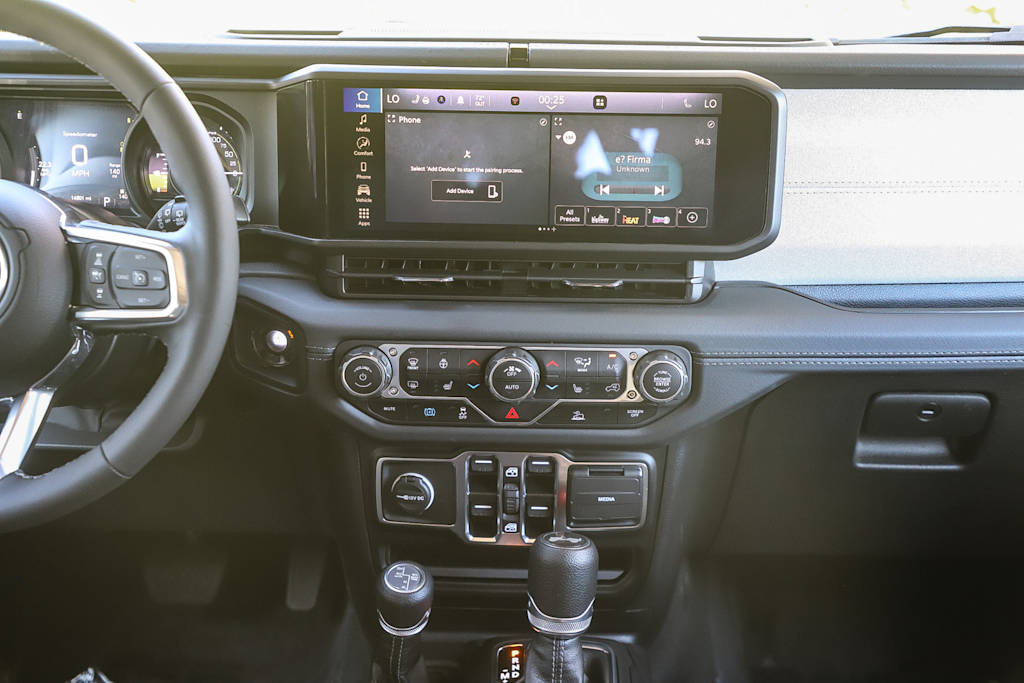Thumbnail: 2025 Jeep Wrangler - 11