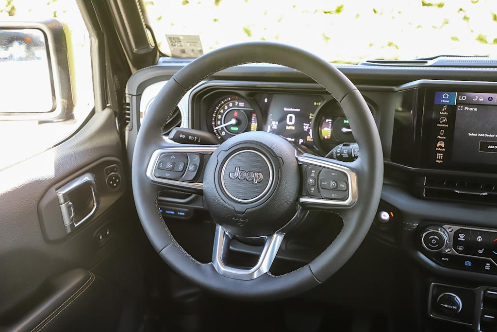 Thumbnail: 2025 Jeep Wrangler - 7