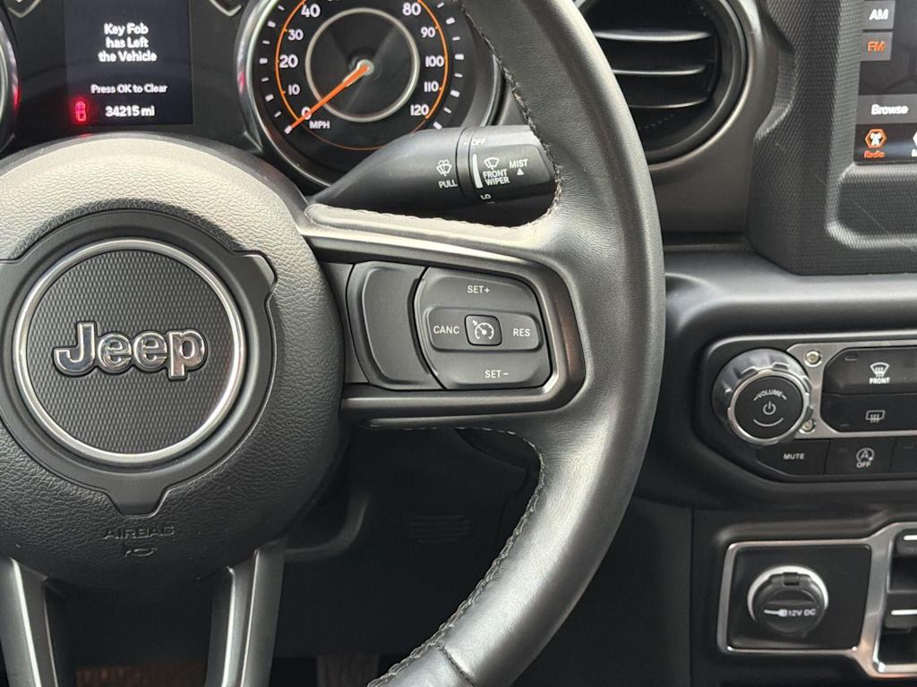 Thumbnail: 2022 Jeep Gladiator - 23