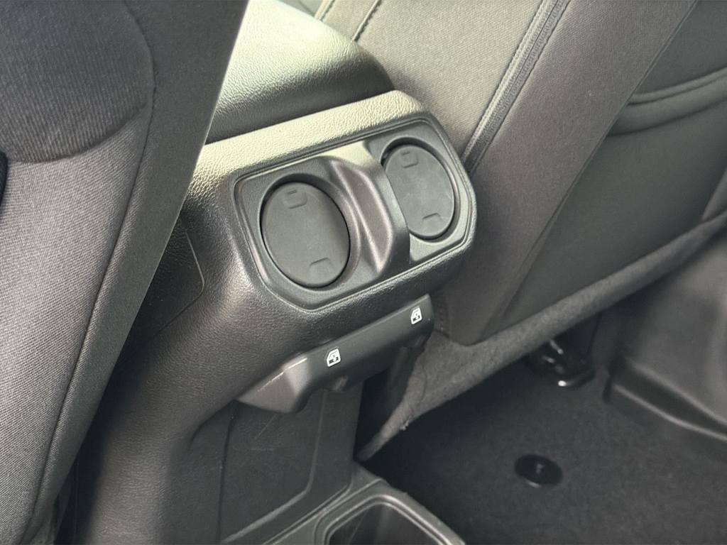 Thumbnail: 2022 Jeep Gladiator - 31