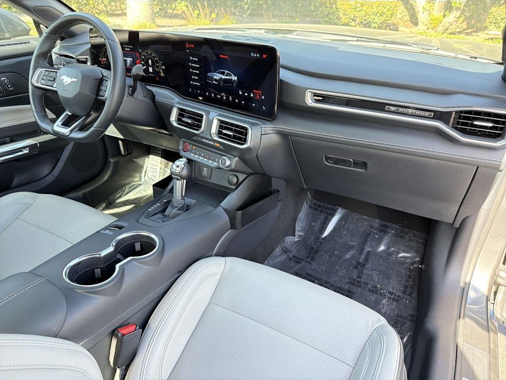 Thumbnail: 2025 Ford Mustang - 12