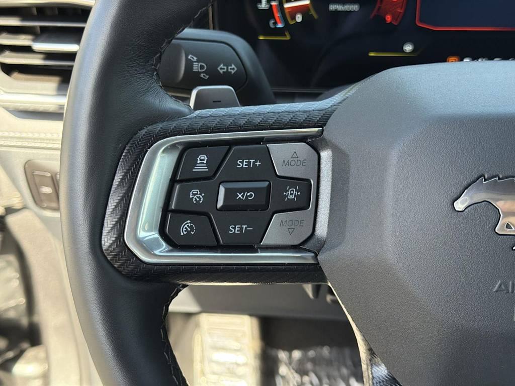 Thumbnail: 2025 Ford Mustang - 21