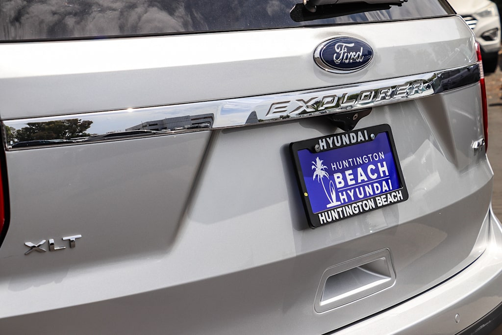 Thumbnail: 2016 Ford Explorer - 21