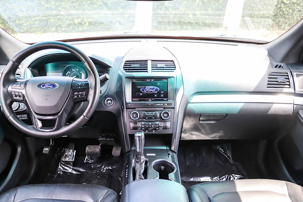 Thumbnail: 2016 Ford Explorer - 2