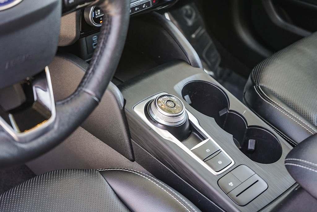 Thumbnail: 2021 Ford Escape - 14