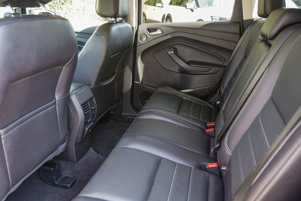 Thumbnail: 2016 Ford Escape - 12