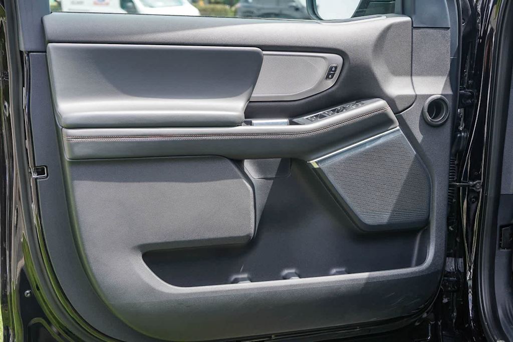 Thumbnail: 2025 Ford Expedition - 24