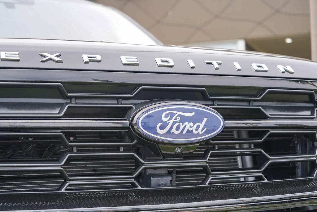 Thumbnail: 2025 Ford Expedition - 6