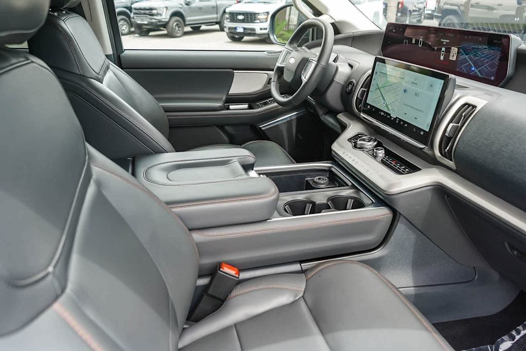 Thumbnail: 2025 Ford Expedition - 10