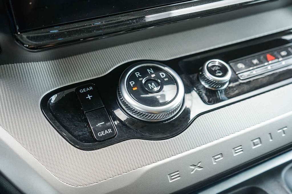 Thumbnail: 2025 Ford Expedition - 28