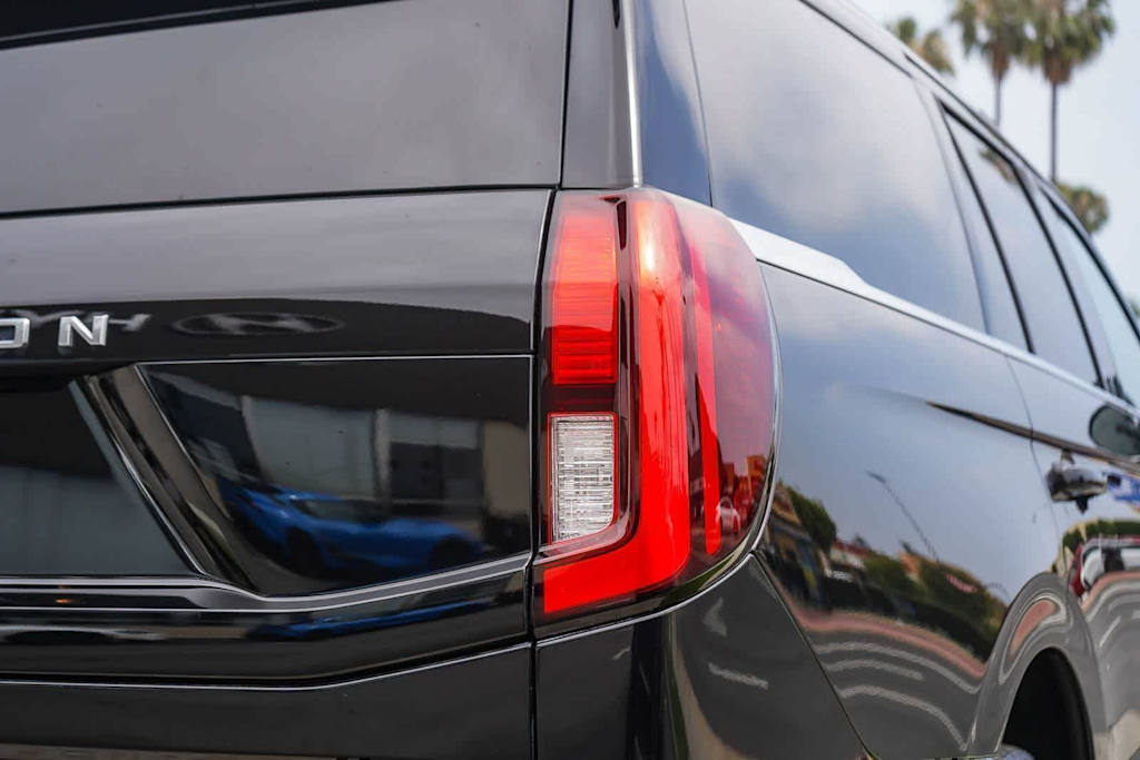 Thumbnail: 2025 Ford Expedition - 18