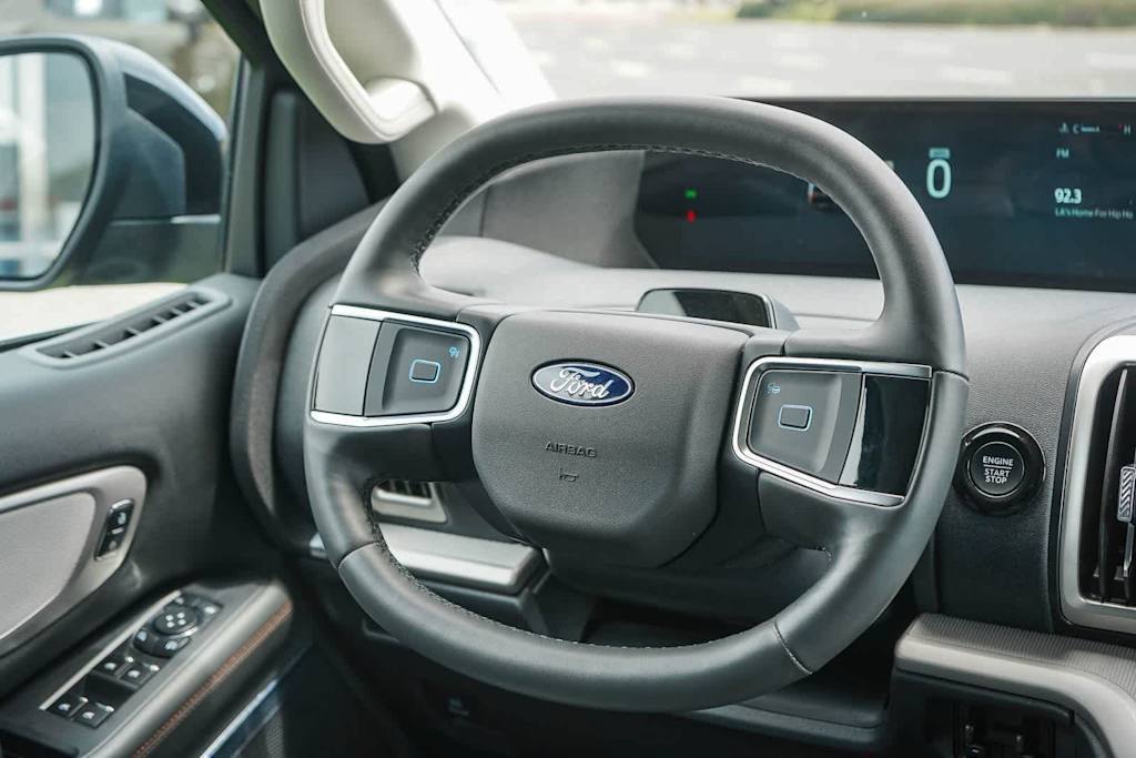 Thumbnail: 2025 Ford Expedition - 9