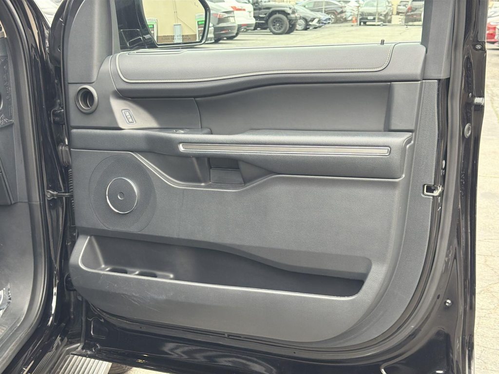 Thumbnail: 2024 Ford Expedition - 36