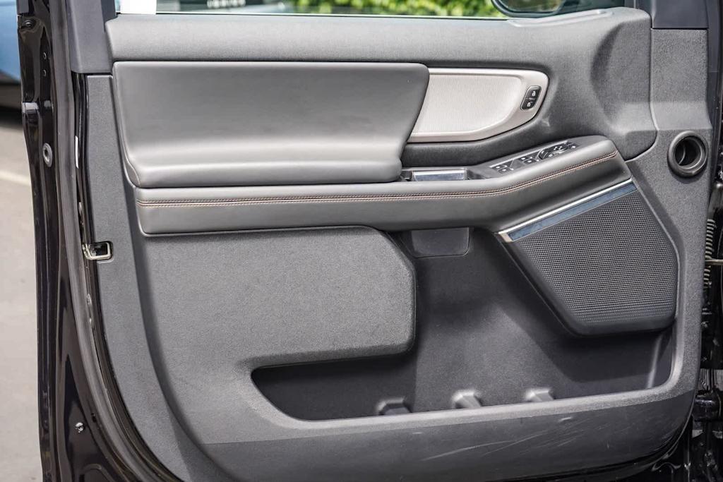 Thumbnail: 2025 Ford Expedition - 23