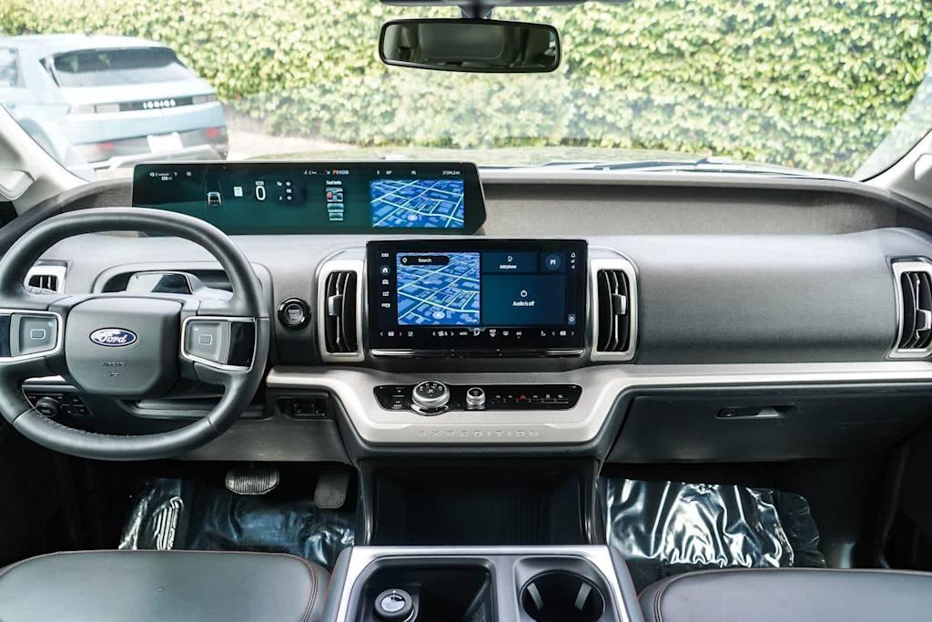 Thumbnail: 2025 Ford Expedition - 2