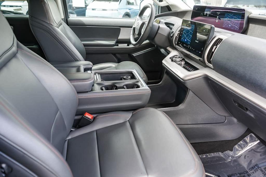 Thumbnail: 2025 Ford Expedition - 10