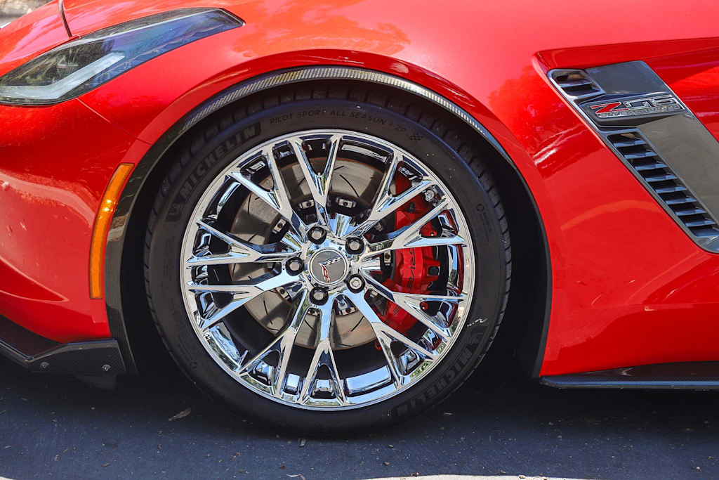 Thumbnail: 2015 Chevrolet Corvette - 6