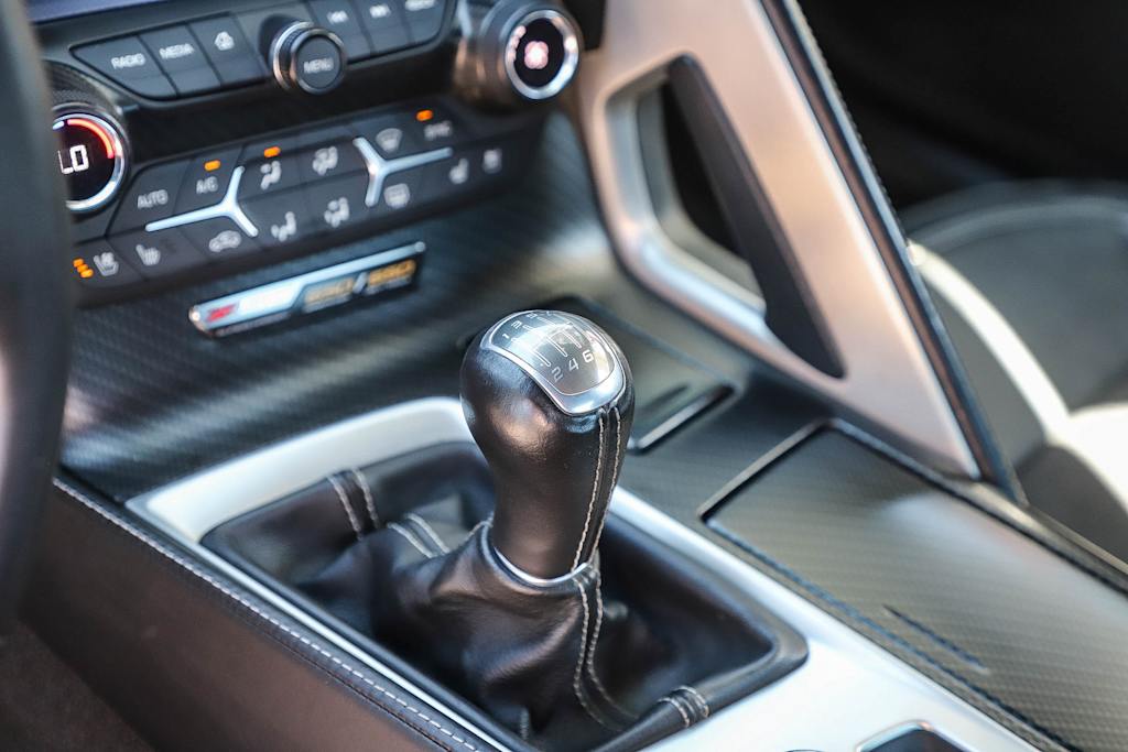 Thumbnail: 2015 Chevrolet Corvette - 13