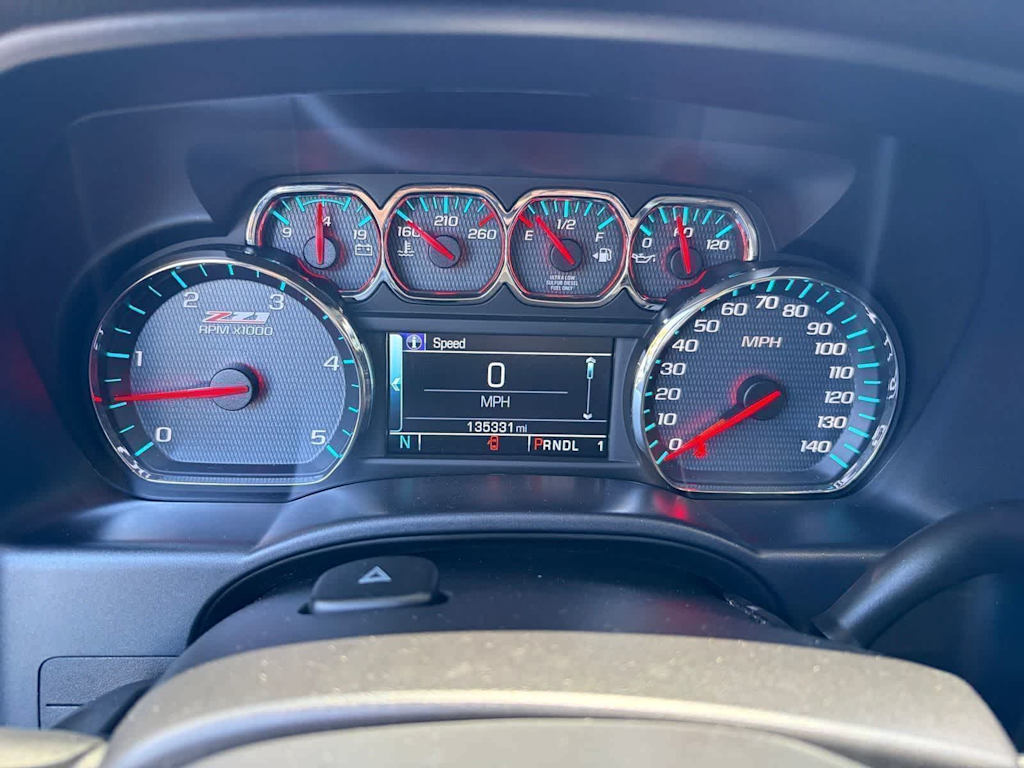 Thumbnail: 2017 Chevrolet Silverado 2500 - 6