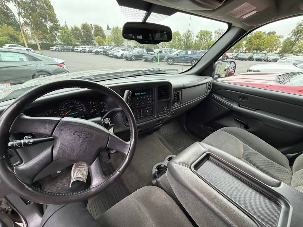 Thumbnail: 2005 Chevrolet Silverado 2500 - 2