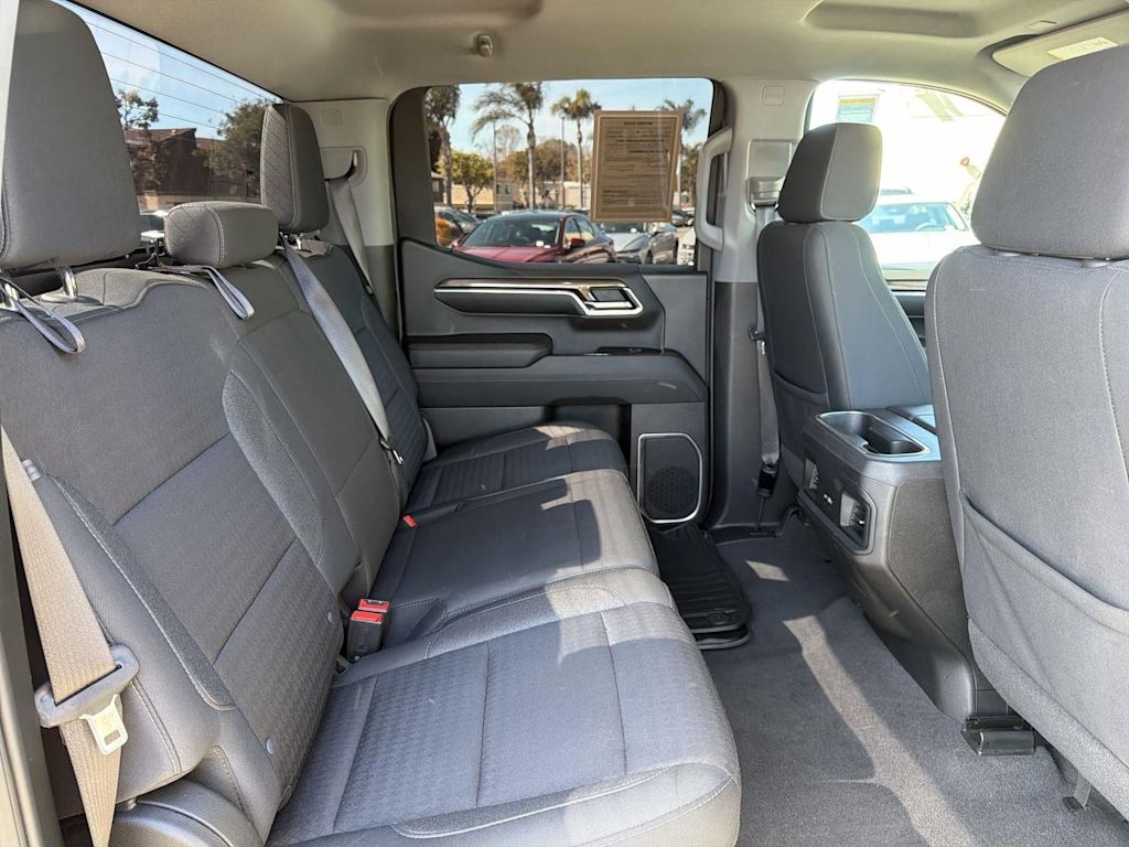 Thumbnail: 2023 Chevrolet Silverado 1500 - 34