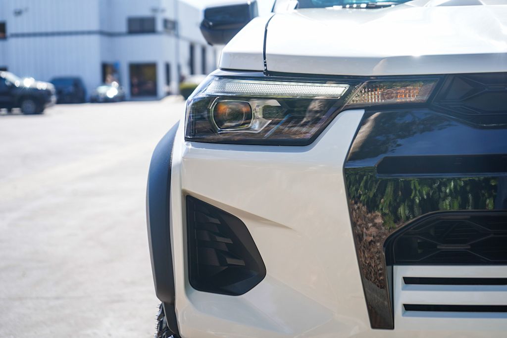 Thumbnail: 2024 Chevrolet Colorado - 5