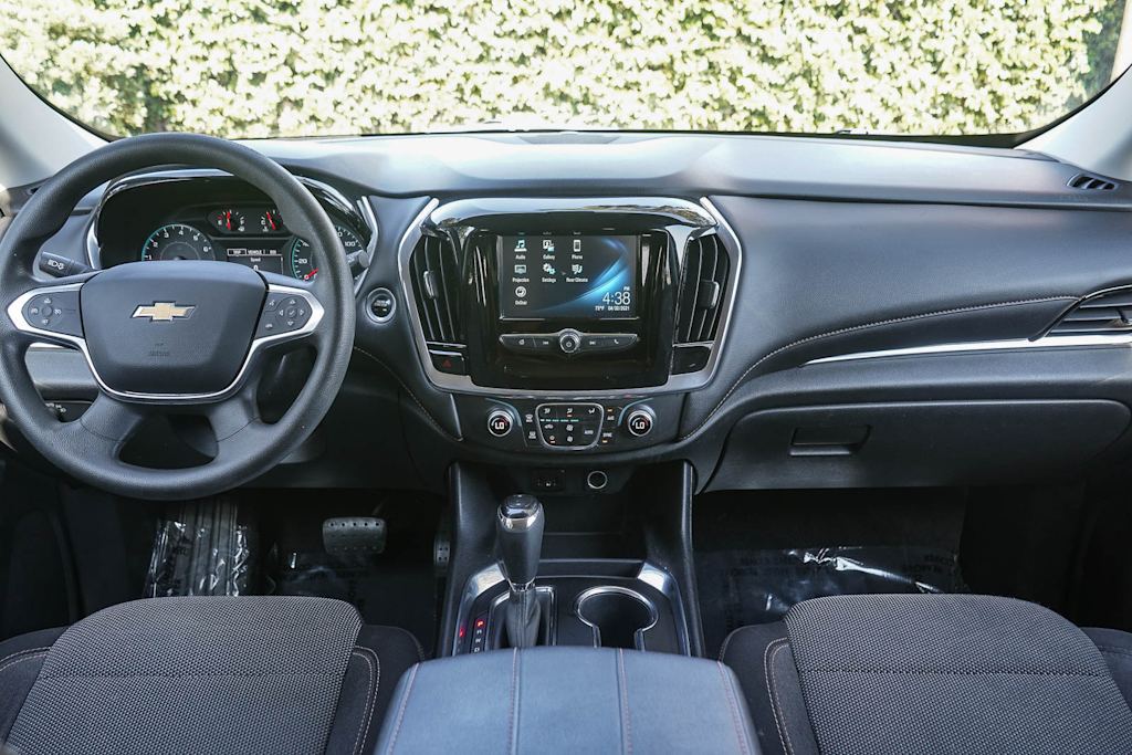 Thumbnail: 2018 Chevrolet Traverse - 2