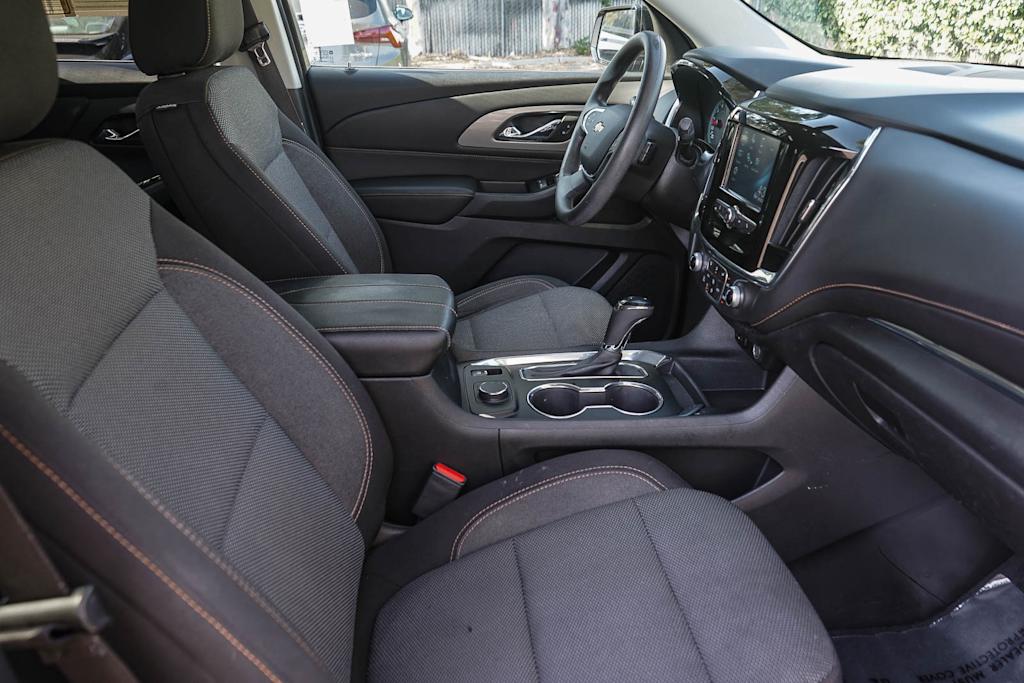 Thumbnail: 2018 Chevrolet Traverse - 10