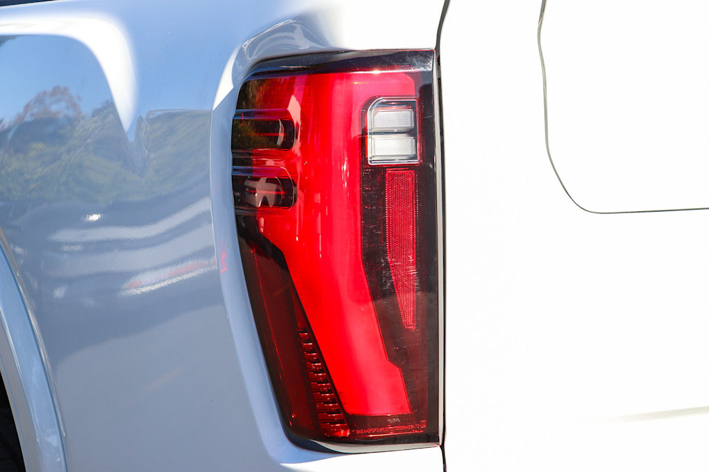Thumbnail: 2024 GMC Sierra 2500 - 20