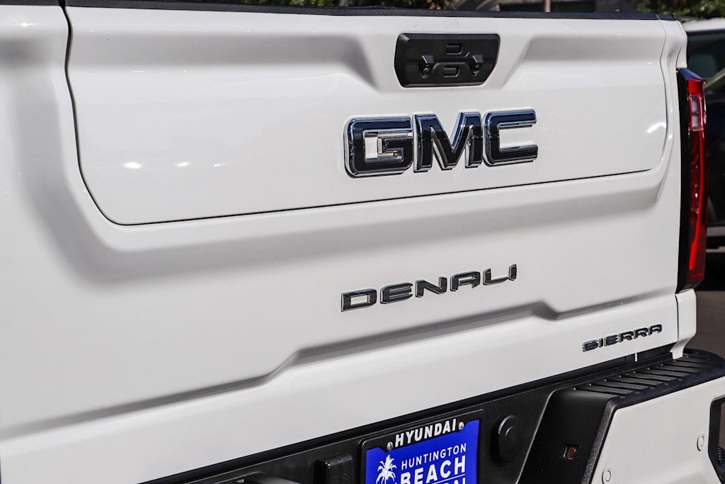 Thumbnail: 2024 GMC Sierra 2500 - 21
