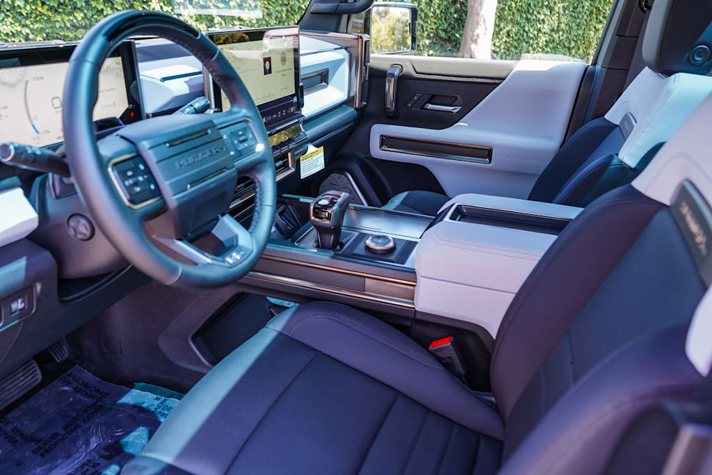 Thumbnail: 2025 GMC Hummer EV - 10