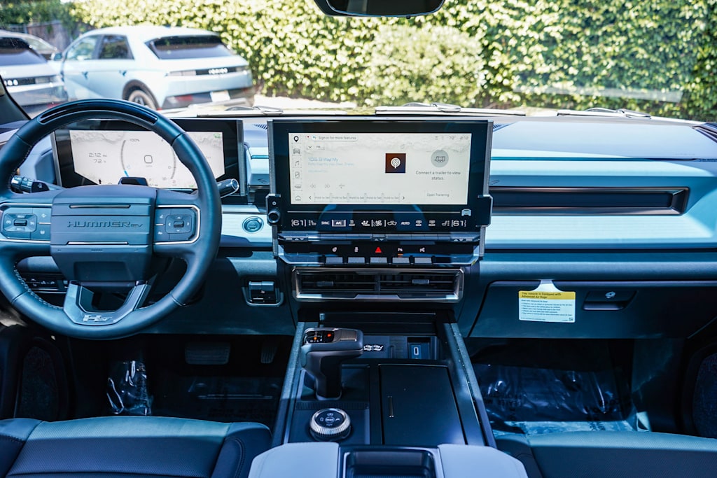 Thumbnail: 2025 GMC Hummer EV - 2