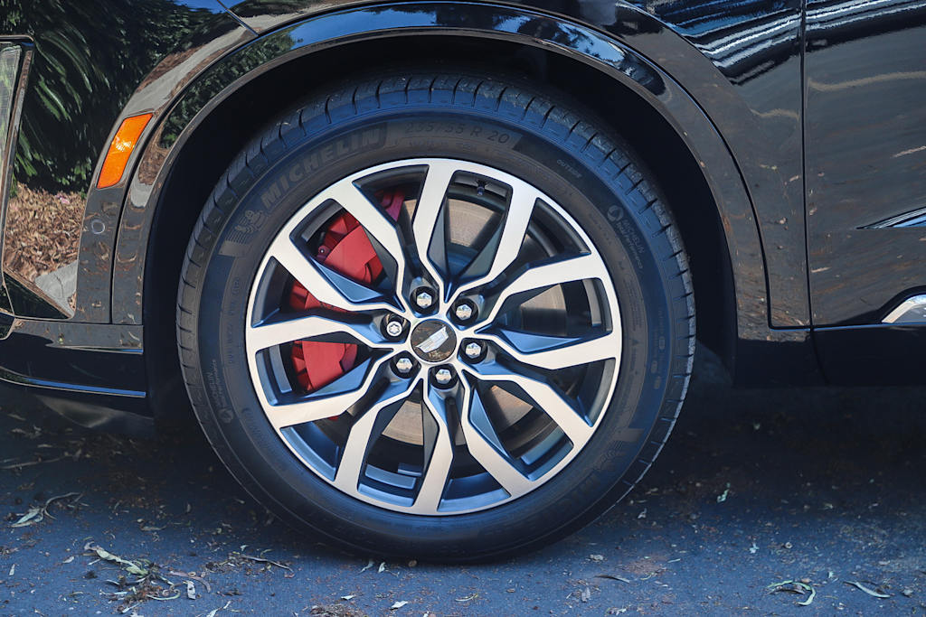 Thumbnail: 2023 Cadillac XT6 - 6