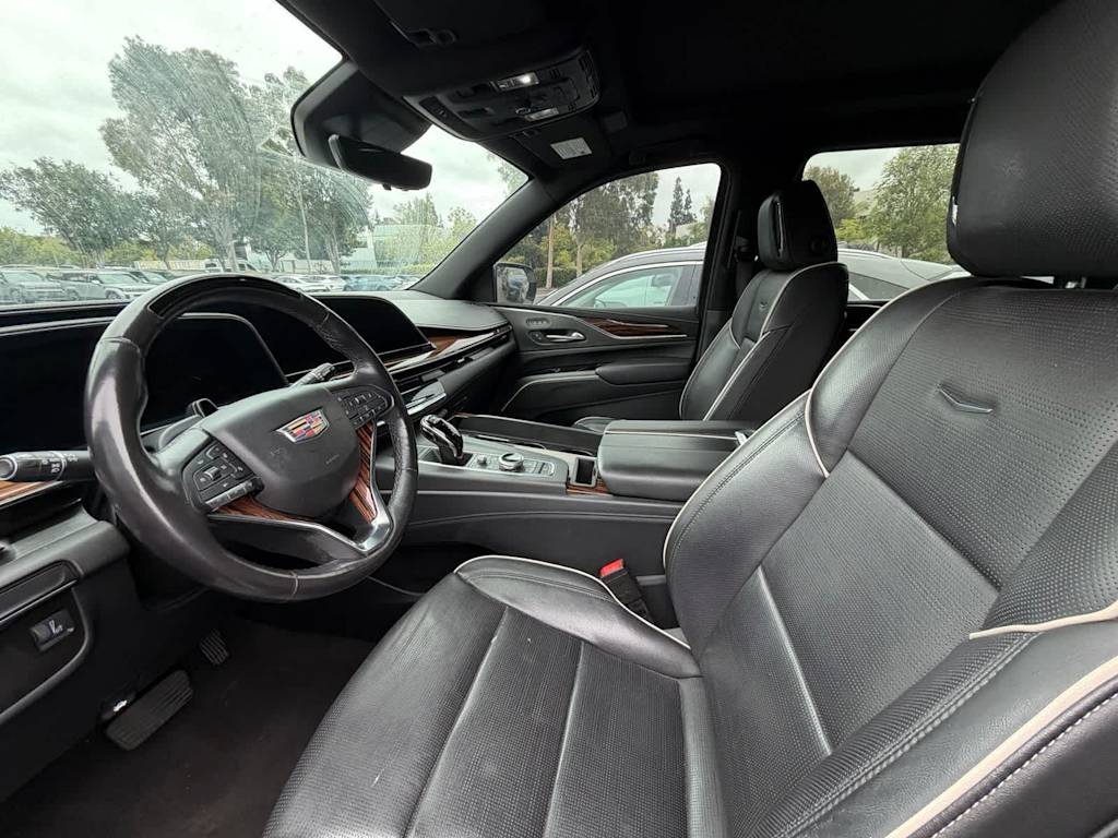 Thumbnail: 2022 Cadillac Escalade - 4