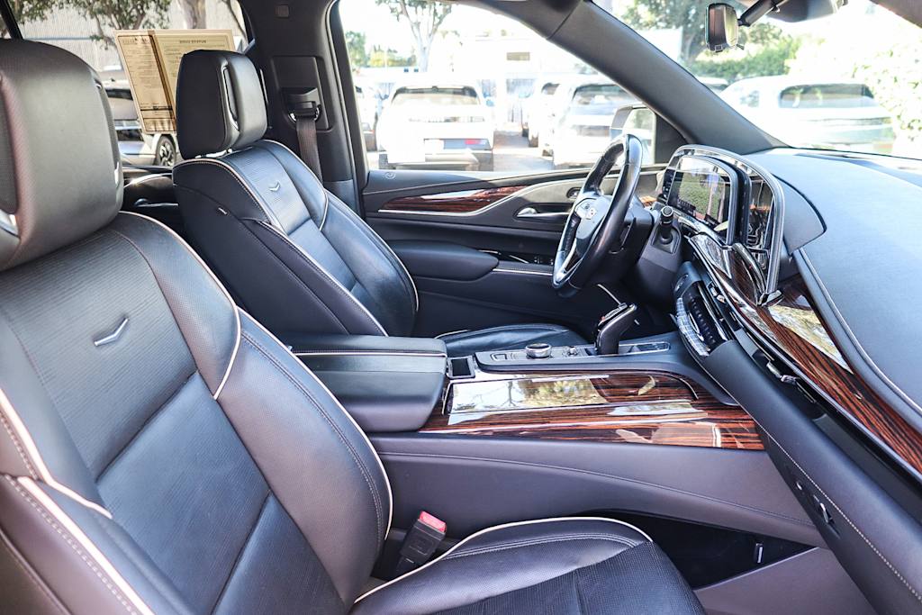 Thumbnail: 2022 Cadillac Escalade - 10