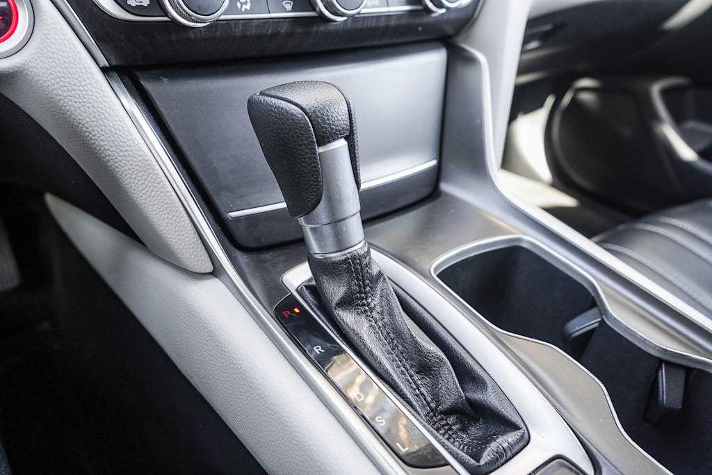 Thumbnail: 2018 Honda Accord - 27