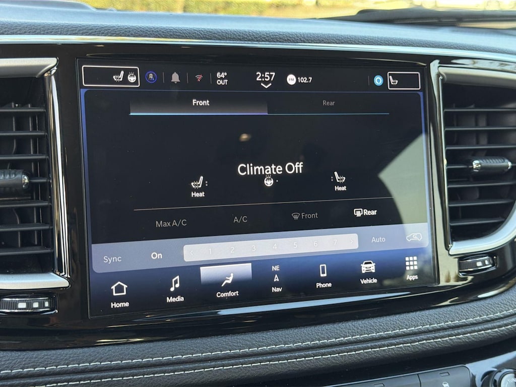 Thumbnail: 2024 Chrysler Pacifica - 30