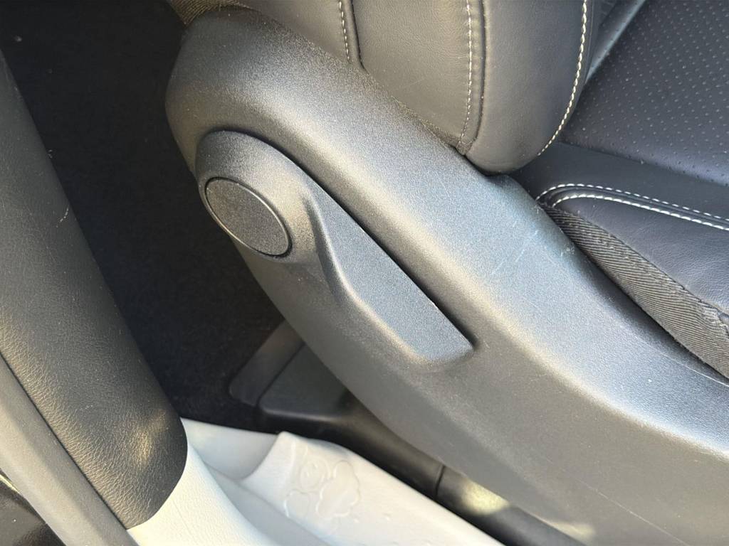 Thumbnail: 2024 Chrysler Pacifica - 15