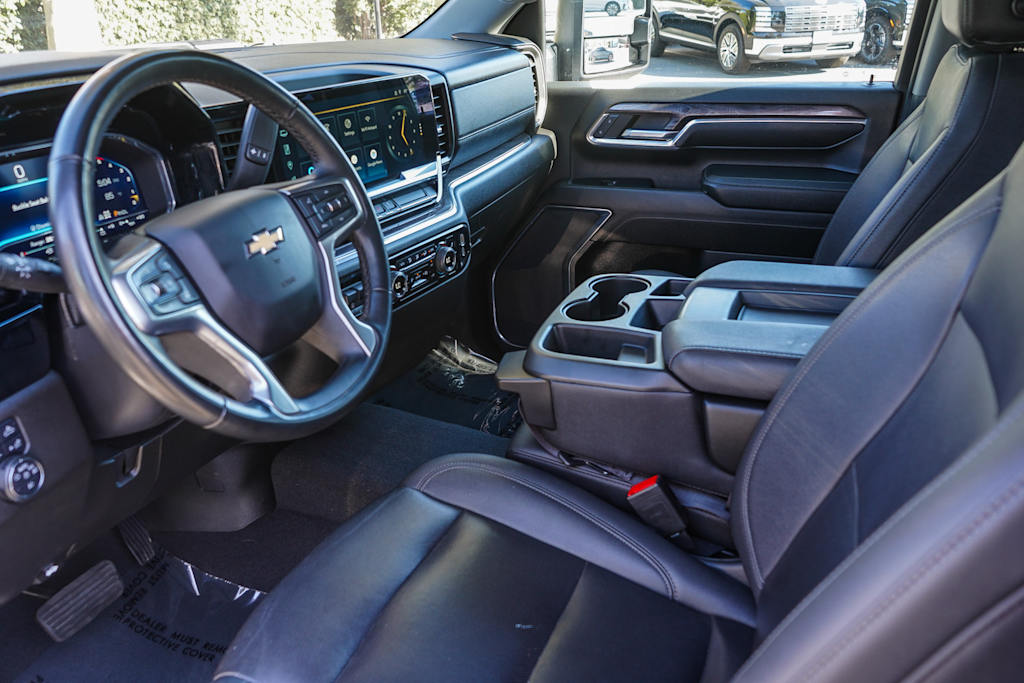 Thumbnail: 2024 Chevrolet Silverado 2500 - 8