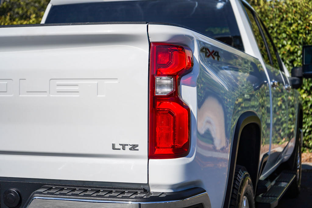 Thumbnail: 2024 Chevrolet Silverado 2500 - 19