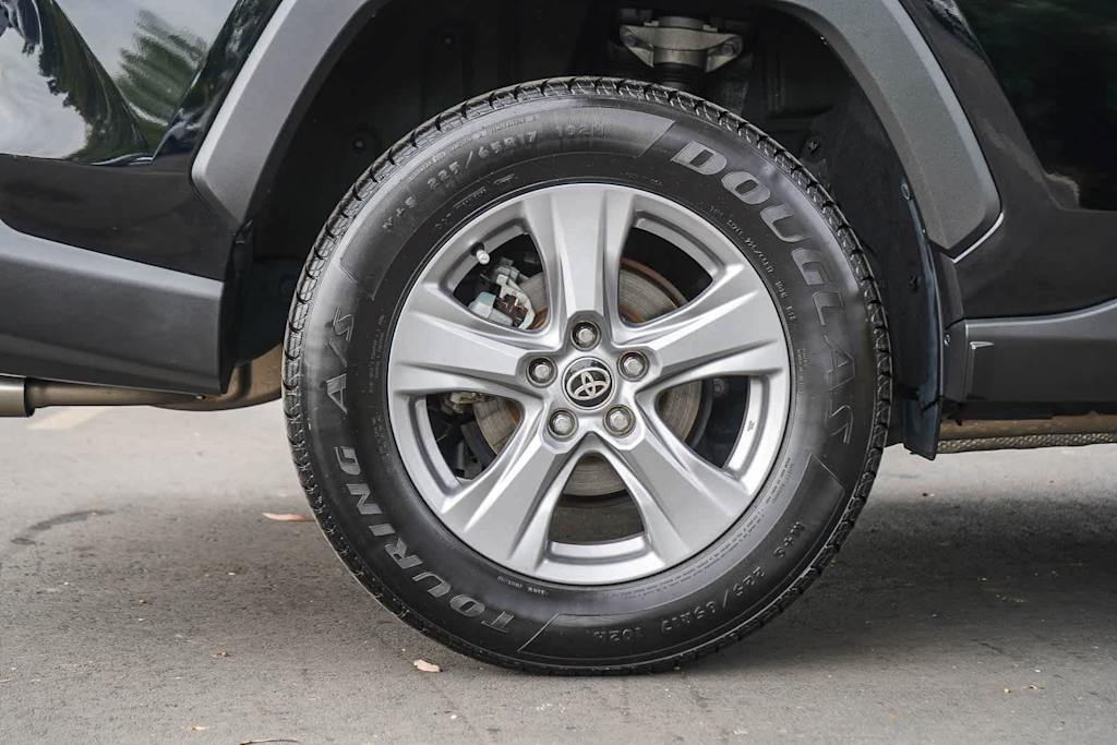 Thumbnail: 2022 Toyota RAV4 - 7