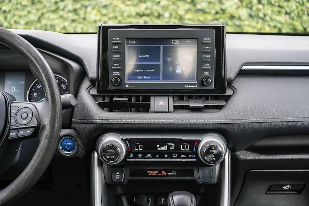 Thumbnail: 2022 Toyota RAV4 - 13