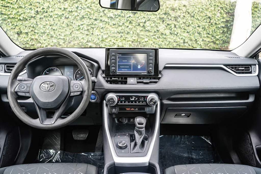 Thumbnail: 2022 Toyota RAV4 - 2